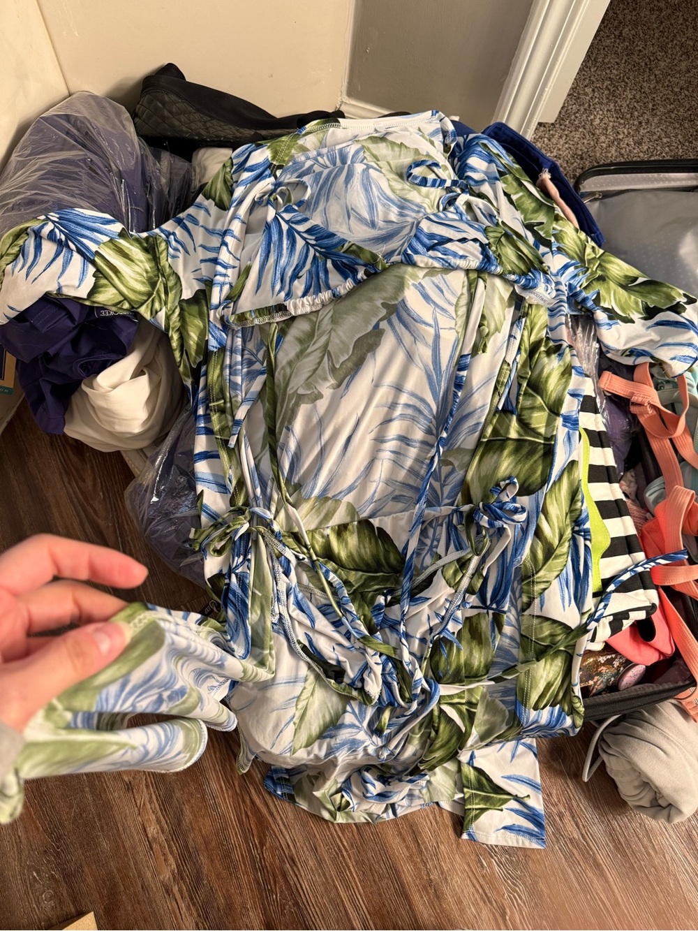 Tropical Leaf Print Cover-Up in Blue & Green